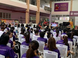 LINE_ALBUM_หนีไฟ69_260814_3.jpg