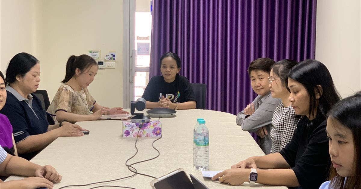 คณะพยาบาลศาสตร์ มหาวิทยาลัยพะเยา จัดโครงการ การแลกเปลี่ยนเรียนรู้เพื่อพัฒนาองค์กร 
กิจกรรมที่ ๒ การอบรมเชิงปฏิบัติการเพื่อพัฒนาคู่มือ/ แนวทางปฏิบัติที่มีประโยชน์ในการปฏิบัติงาน
